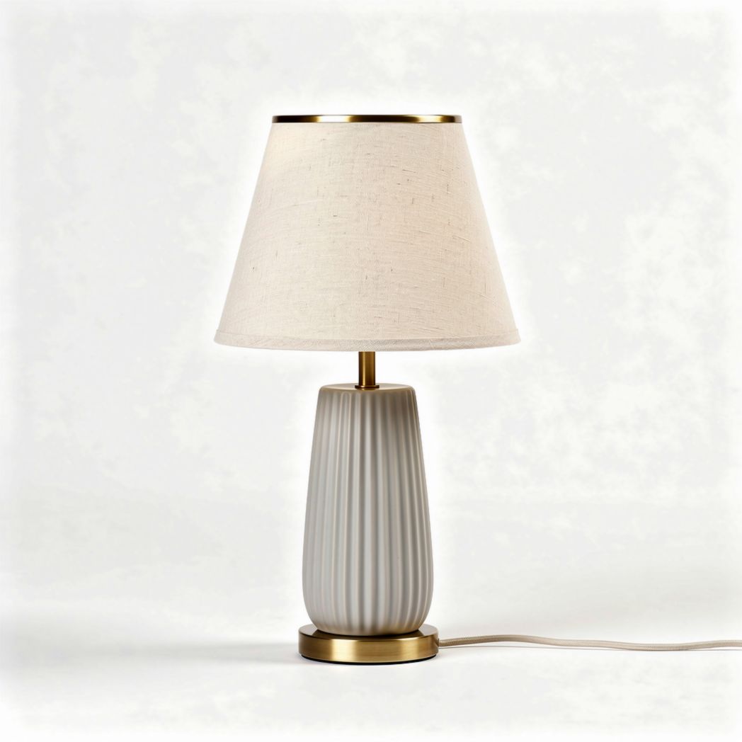 Table lamp with white fabric shade and ceramic base in 30 x 20 x 50cm